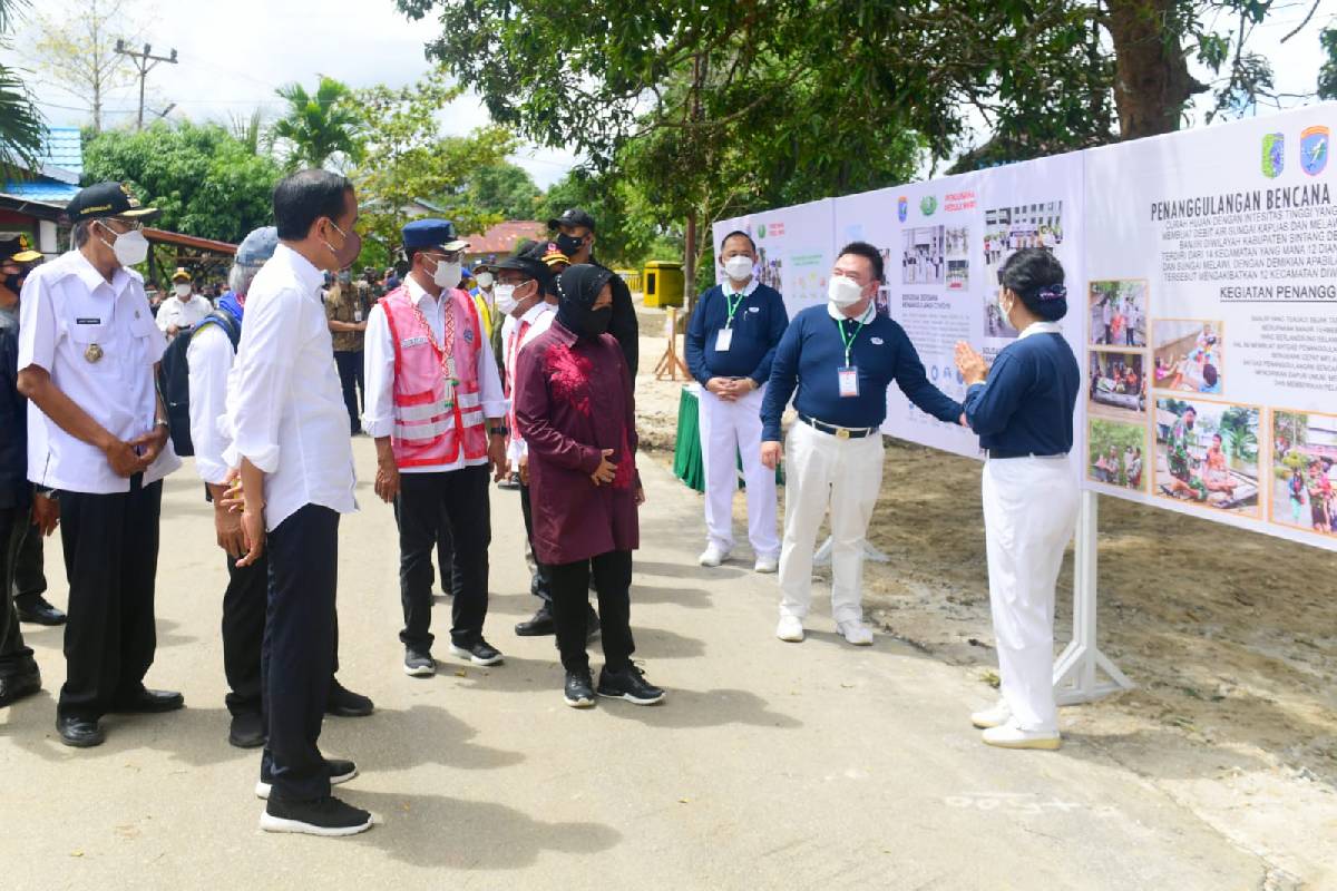 President Joko Widodo Appraised Tzu Chi Aid in Sintang