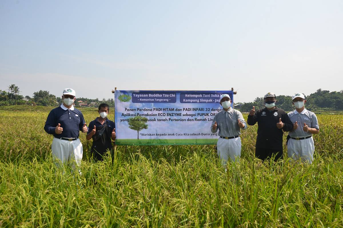 This is How Tzu Chi Volunteers Promote Eco-Friendly Agriculture