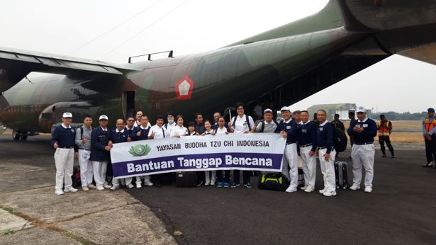 Tzu Chi Provides Goods, Medical Care to Indonesian Earthquake Victims