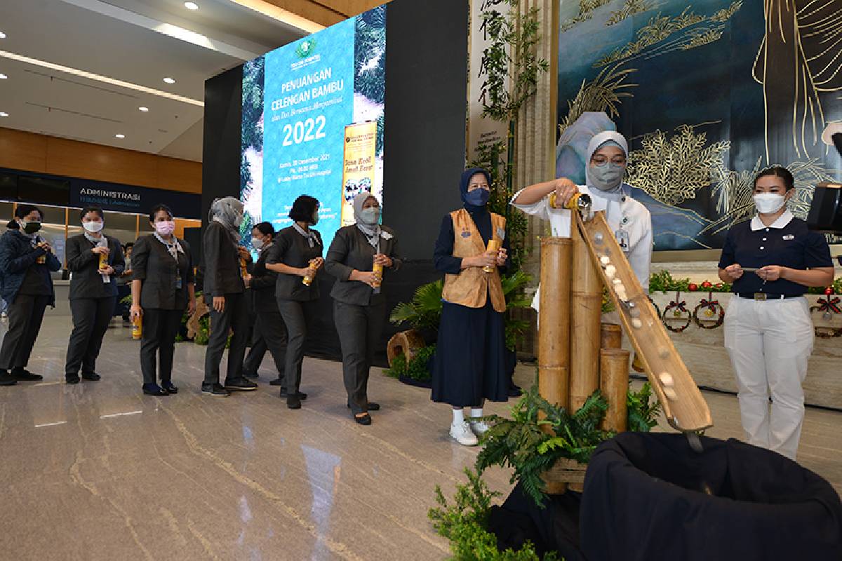 The Inital Bamboo Bank Ceremony in Tzu Chi Hospital