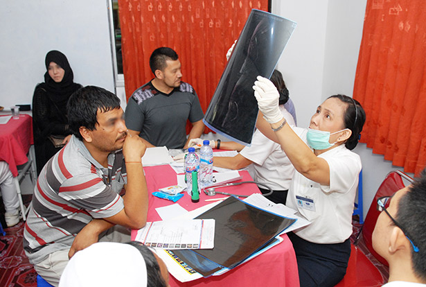 Tzu Chi in Indonesia Holds Medical Clinic For Afghan Refugees