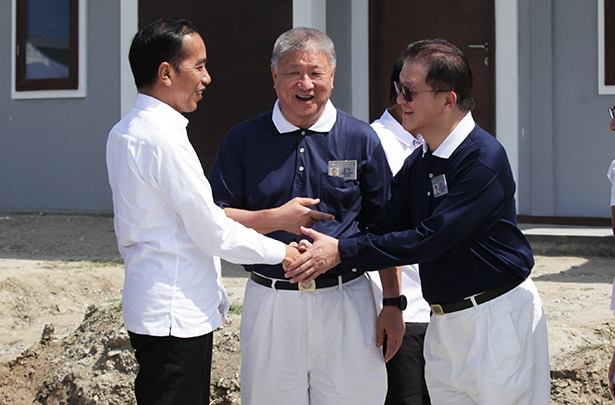  Jokowi Visits Tzu Chi Housing in Palu