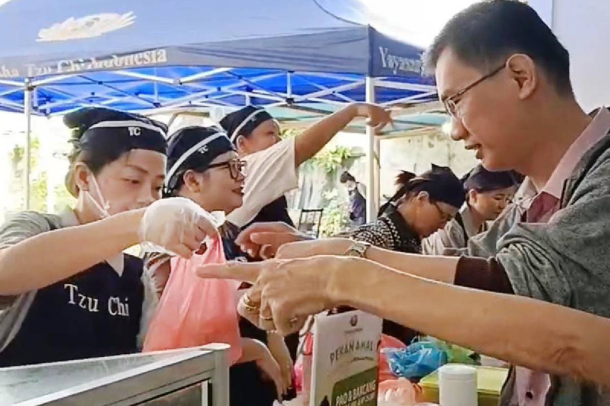 Belanja dan Beramal Jadi Satu Lewat Pekan Amal