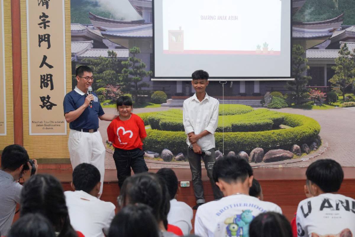 Perhatian dan Pendampingan untuk Anak Asuh Tzu Chi Medan