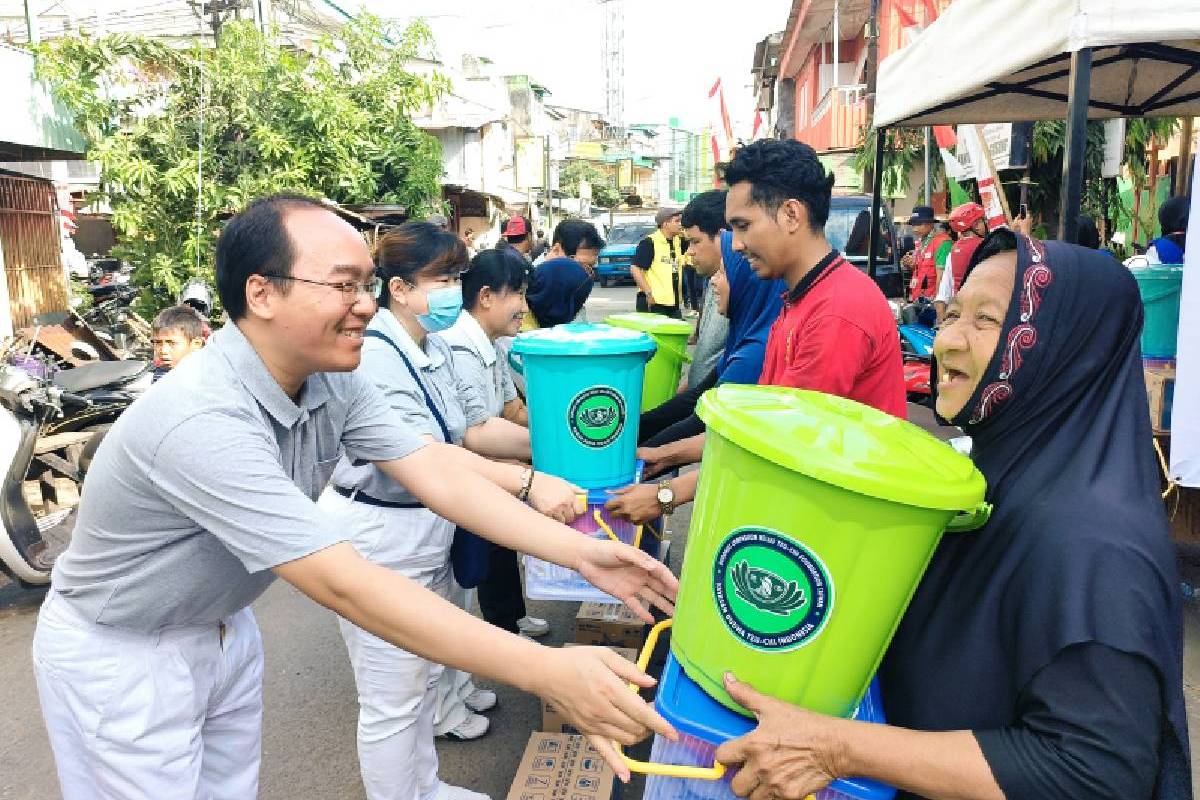 Bantuan untuk Korban Kebakaran di Sabutung, Makassar