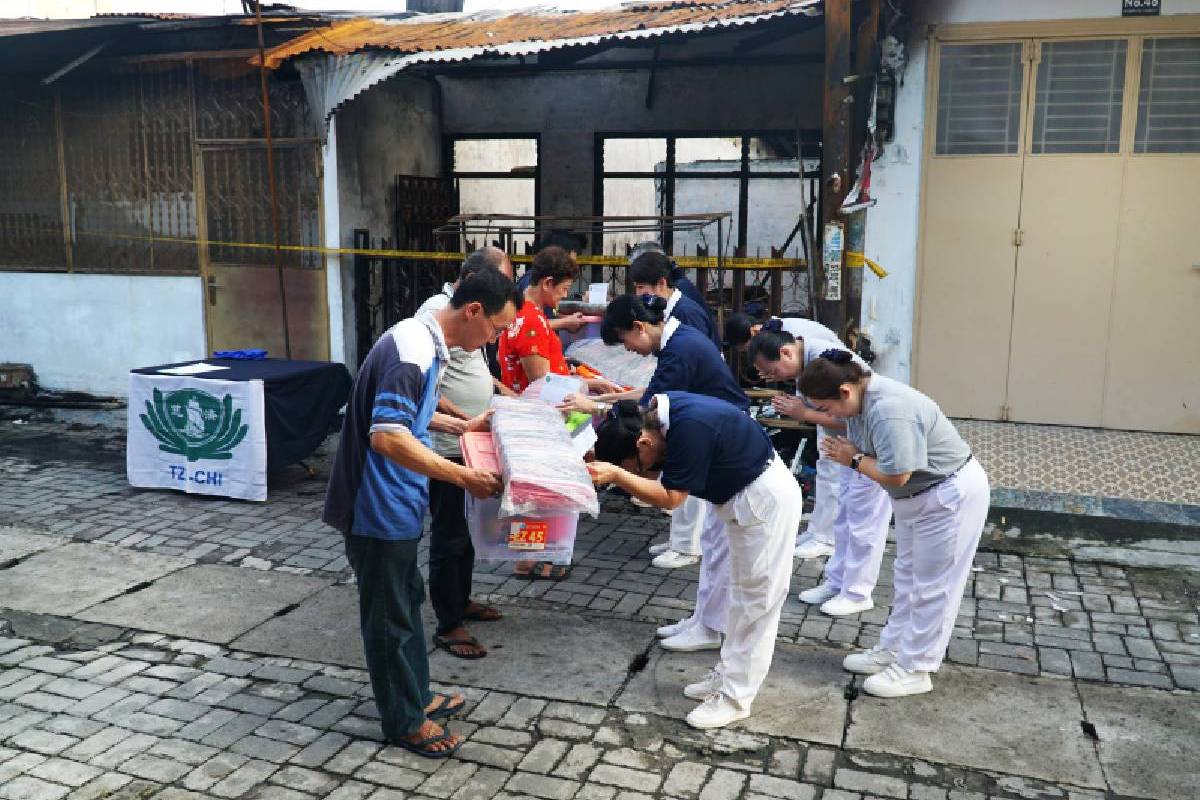 Bantuan Tzu Chi untuk Korban Kebakaran di Medan Johor