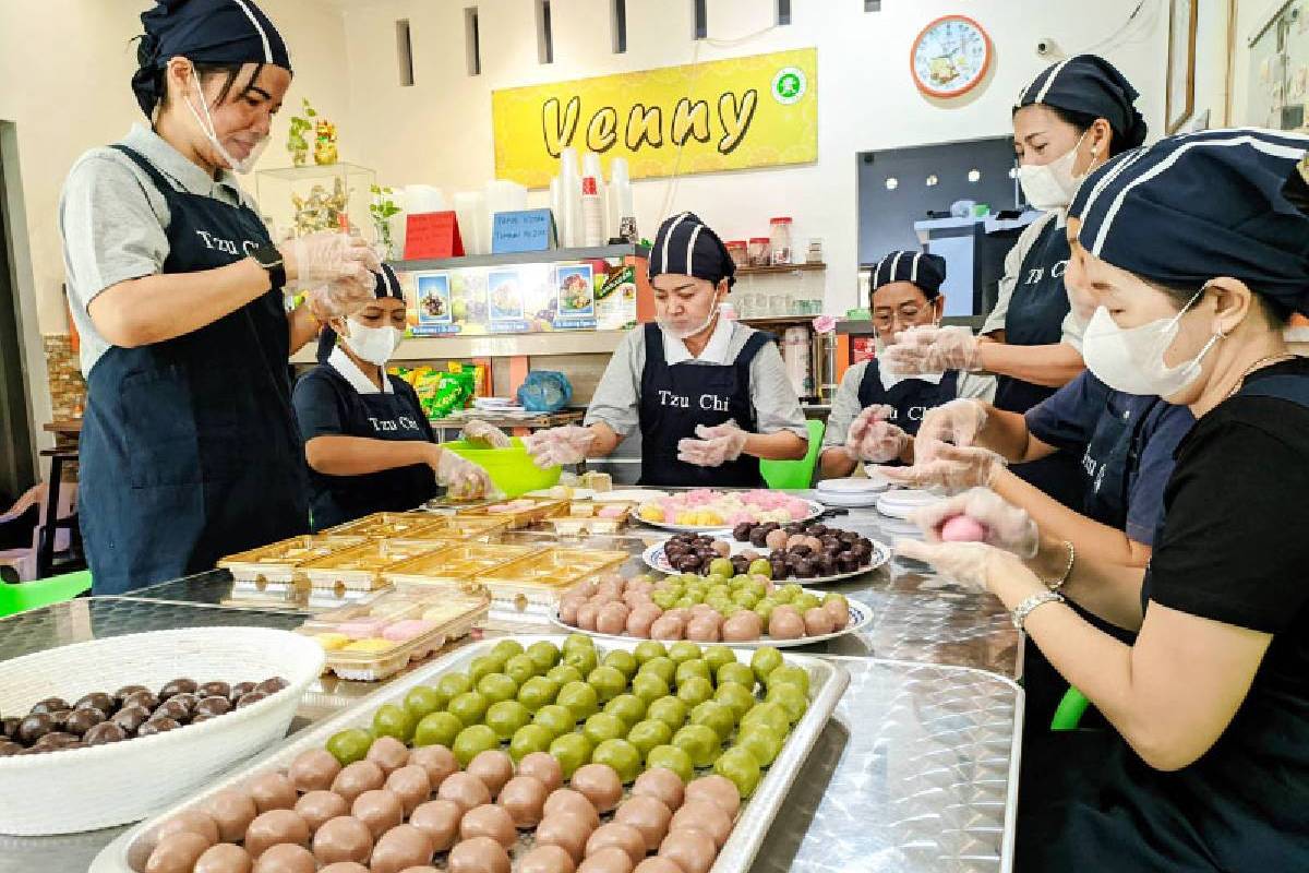 Tzu Chi Selatpanjang Meramaikan Festival Kue Bulan