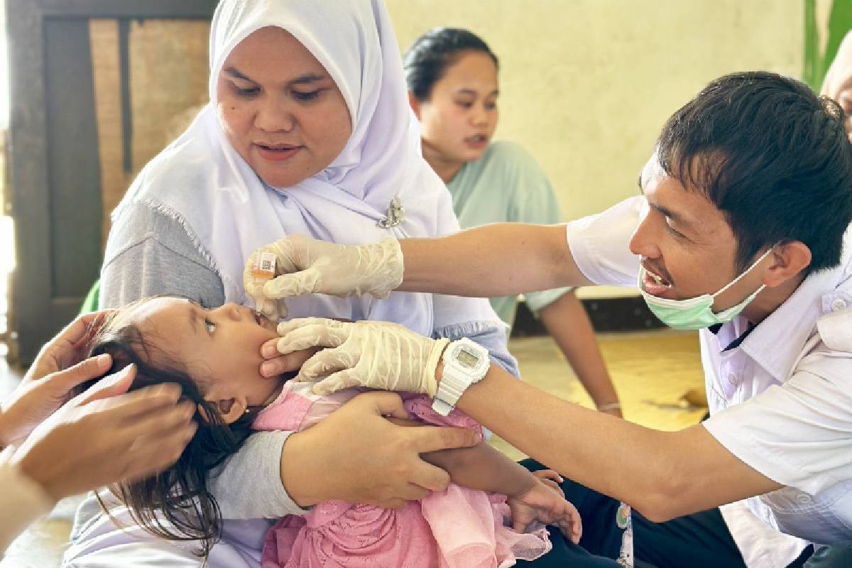 Melindungi Generasi Sehat dengan Vaksin Polio