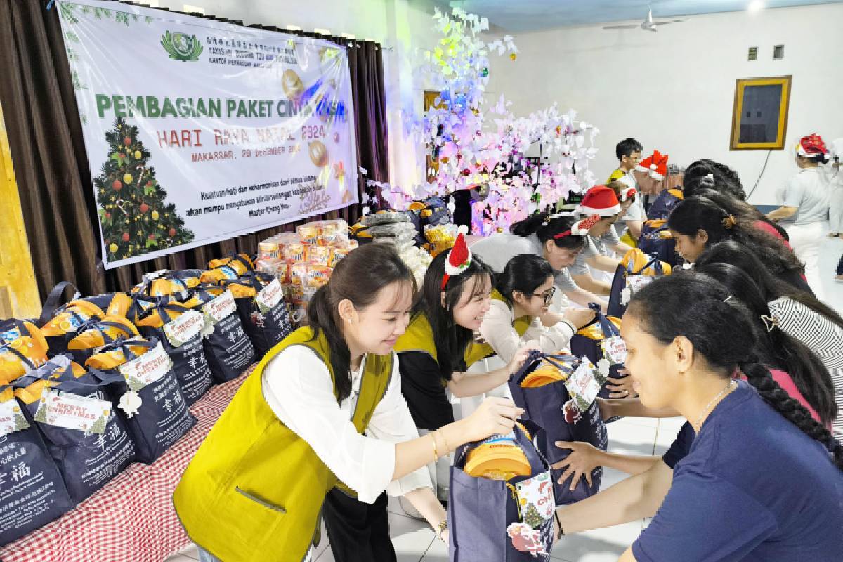 Berbagi Kebahagiaan Natal di Panti Asuhan Cipta Generasi Baru, Makassar