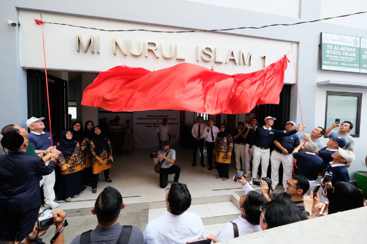 Berkah Warga Kamal Muara: Sekolah, Masjid, dan 8 Rumah Warga Diresmikan 