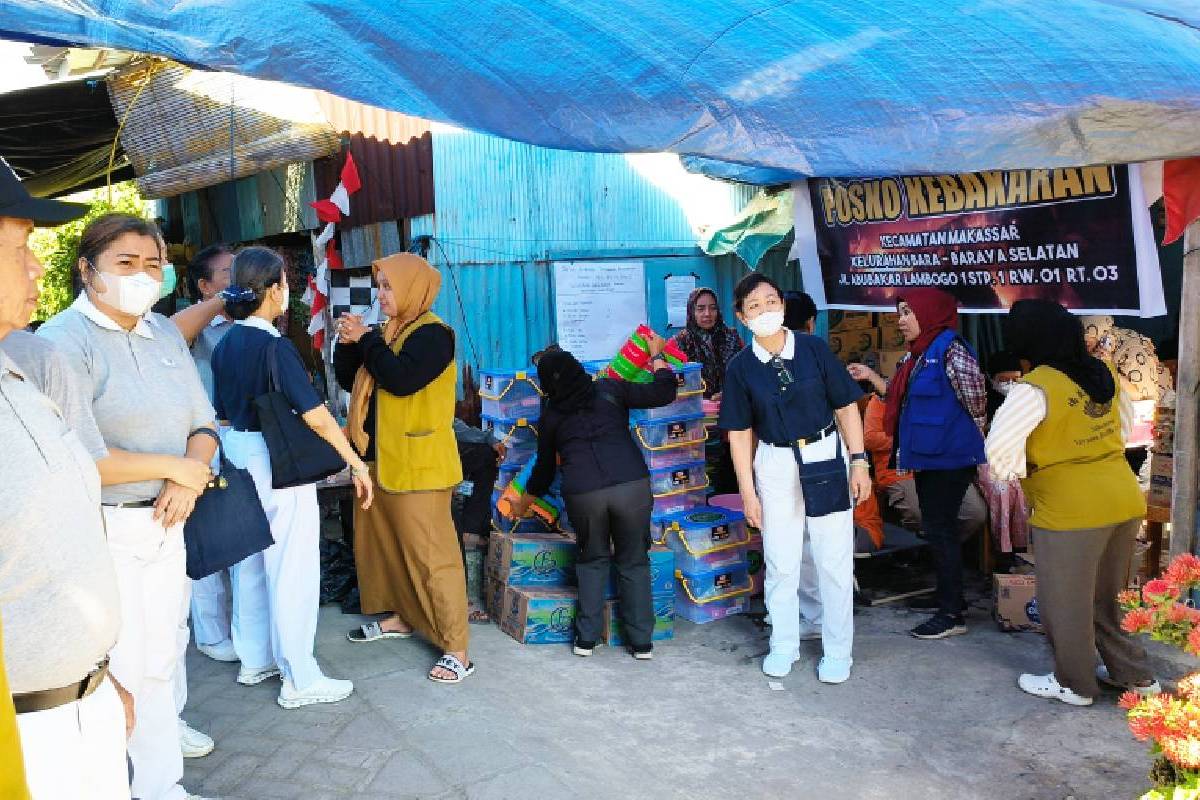 Bantuan Bagi Korban Kebakaran di Bara-Baraya, Makassar