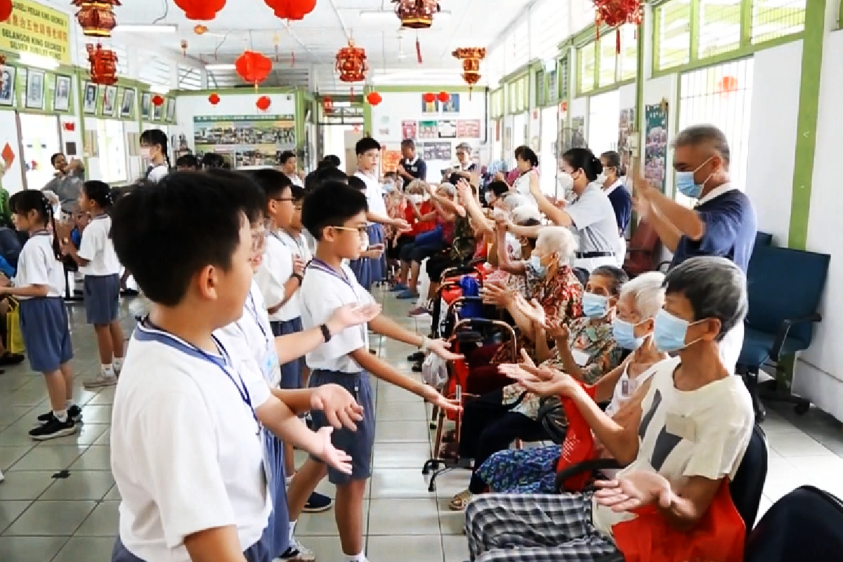 Ceramah Master Cheng Yen: Menjalankan Misi Pendidikan hingga Selamanya