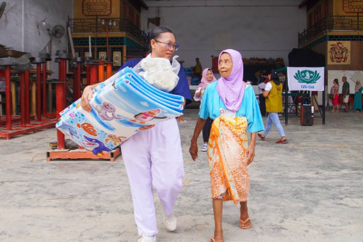 Mengulurkan Harapan di Tengah Bencana Banjir di Kota Binjai 