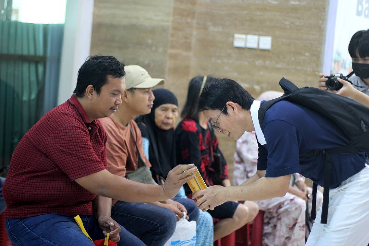 Baksos Kesehatan Tzu Chi ke-145 di Palembang: Ajakan Berbagi yang Menyentuh Hati