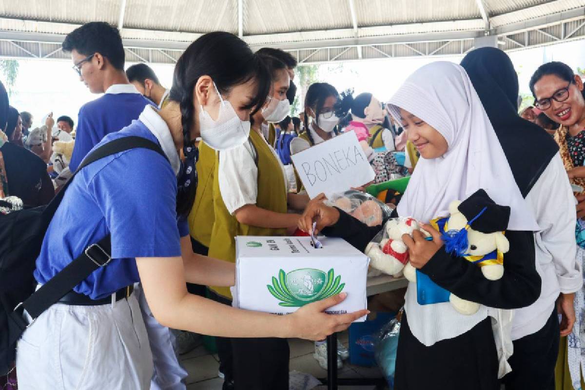 Menggalang Dana Amal dan Menggarap Berkah lewat Garage Sale