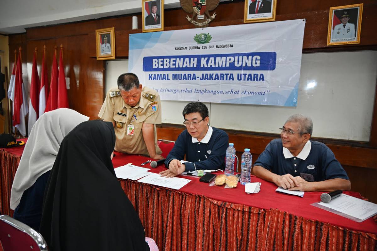 Bahagianya Hasnawati Sambut Rumah Baru Lewat Program Bebenah Kampung  Tzu Chi Tahap 6