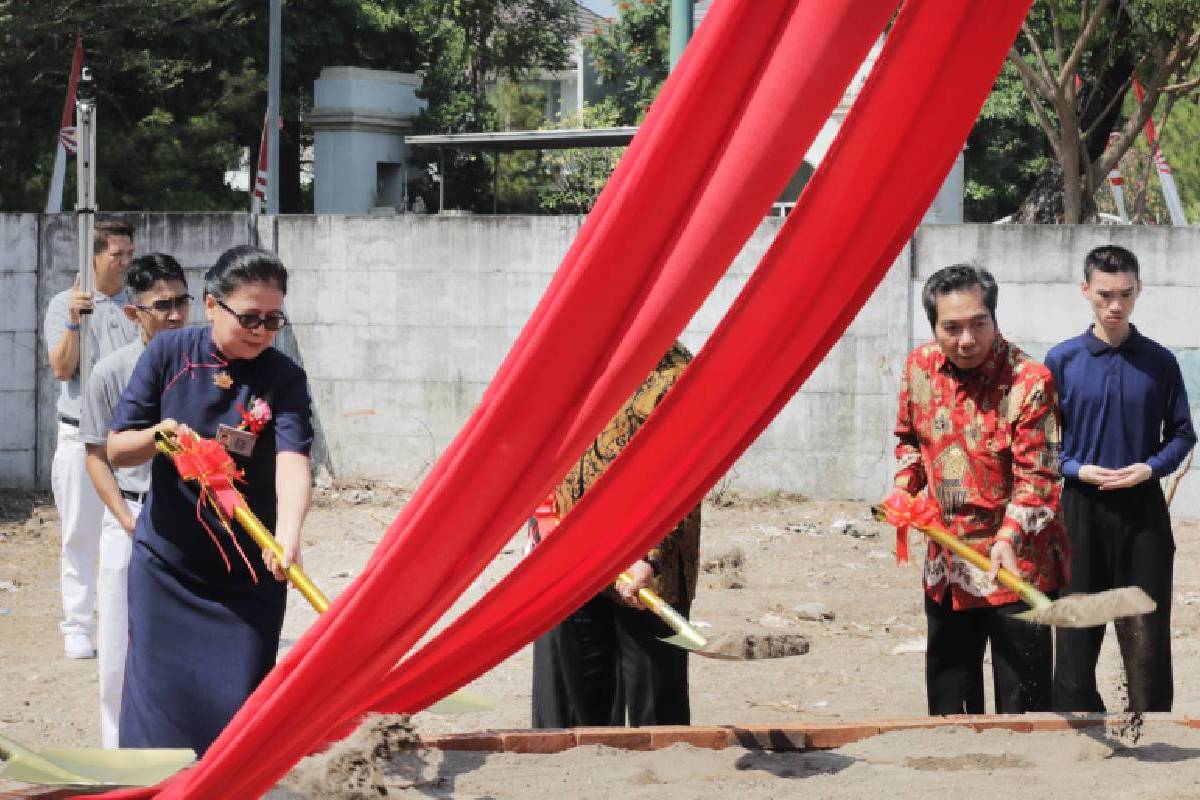 Peletakan Batu Pertama Kantor Yayasan Buddha Tzu Chi Surabaya