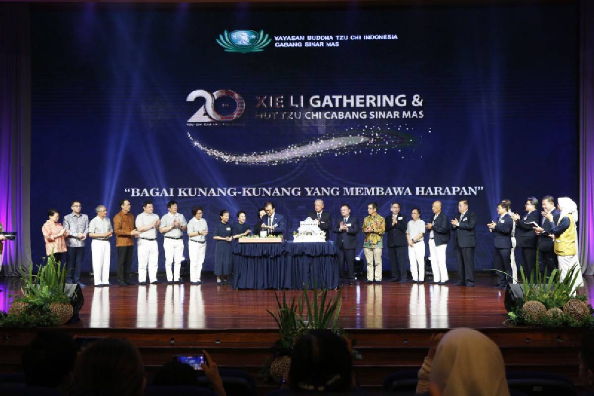 HUT Ke-20 Tzu Chi Cabang Sinar Mas, Bagai Kunang-kunang Membawa Harapan