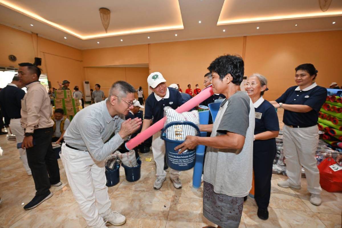 Tzu Chi Buka Posko Pengungsian, Dapur Umum, dan Baksos Kesehatan untuk Korban Banjir di Bekasi