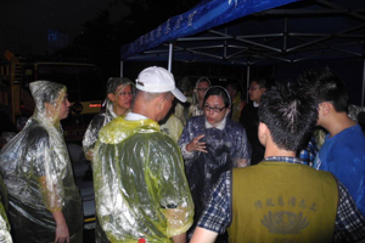 Banjir Jakarta: Pelayanan Kesehatan di Apartemen Laguna, Pluit